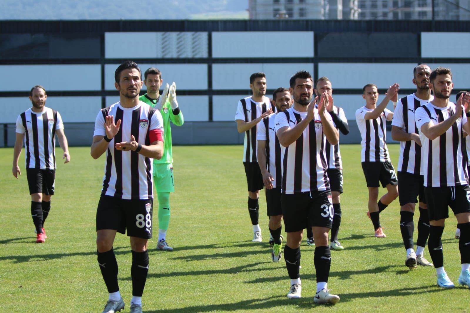 Manisaspor evinde rahat kazandı-.1.1