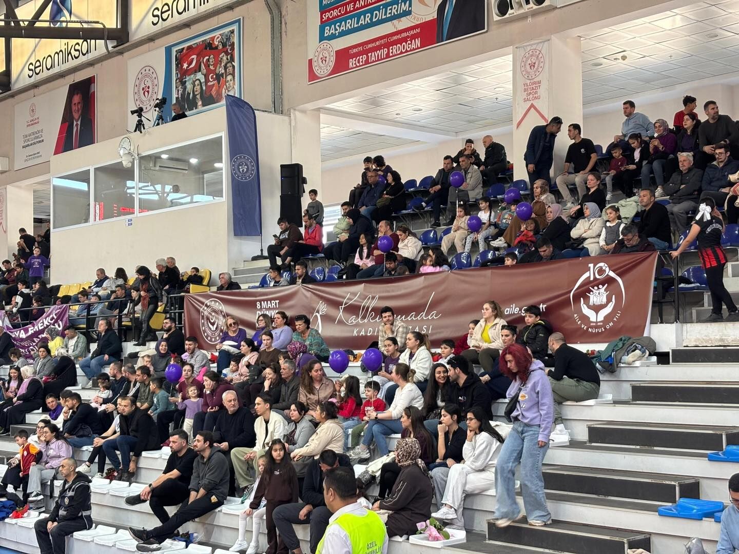 648486543 1359142669583403 897743883642156806 N