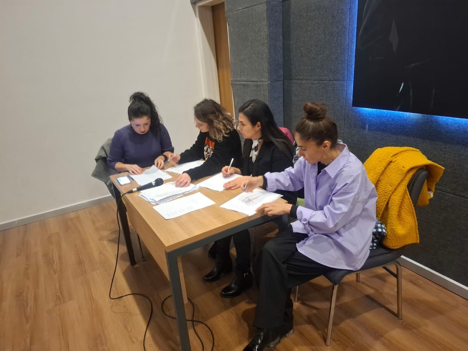 Sarıgöl'de öğrencilerden duygu dolu şiirler-.1.1.2