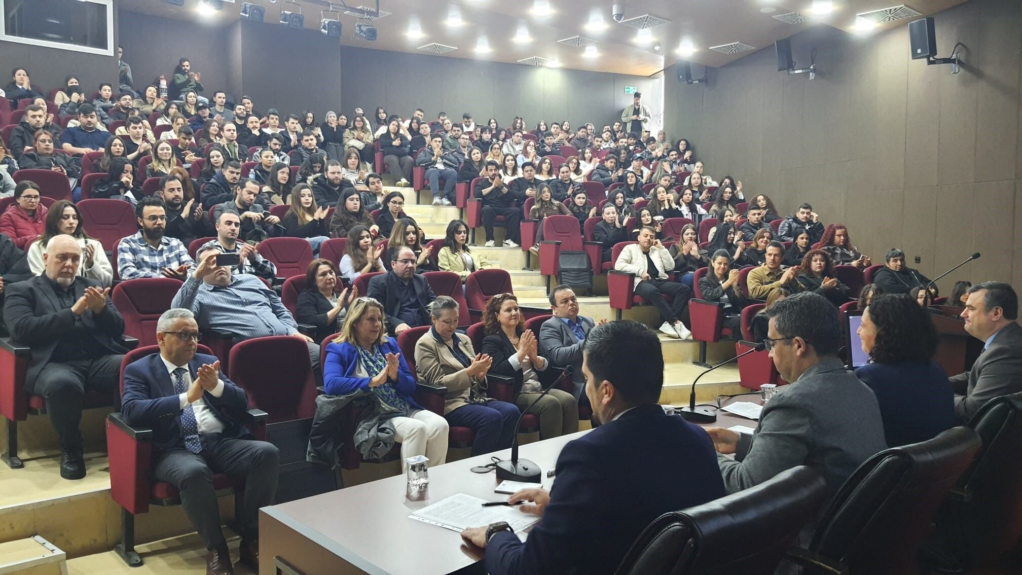 'Yeni Küresel Ekonomide Vergilendirme ve Türkiye' paneli Manisa'da düzenlendi-.3.1.