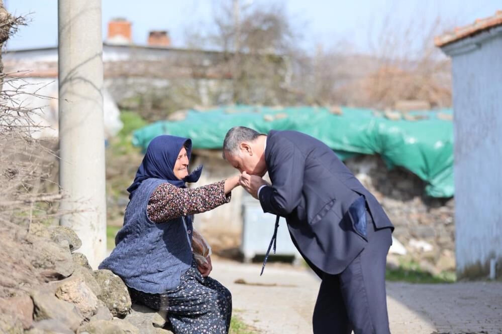 Başkan Balaban Yuntdağı'nda Halkla İç İçe