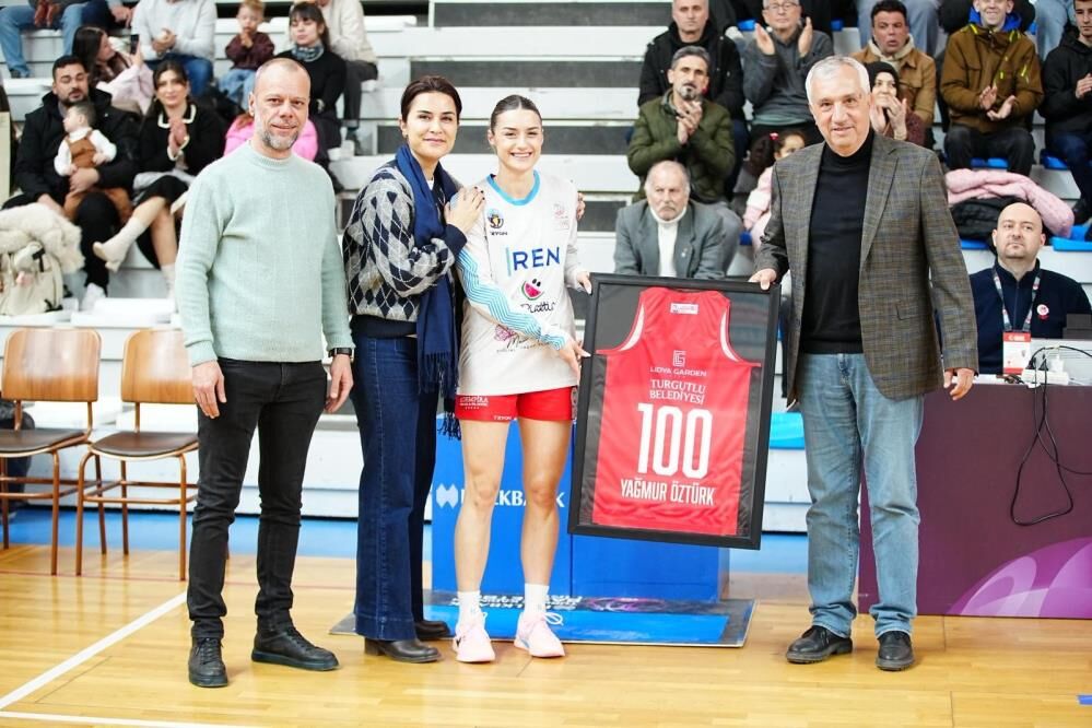 Manisa’nın Tek Kadın Basketbol Takımı Zaferle Döndü-1