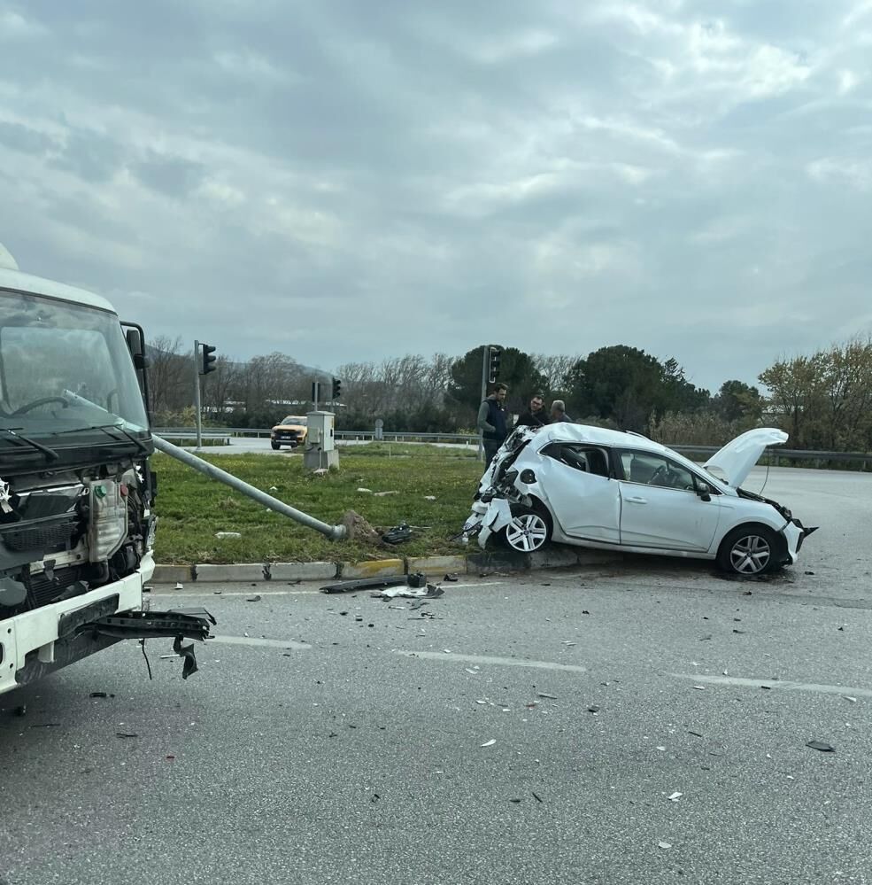 Akhisar’da Trafik Kazası: 1 Yaralı