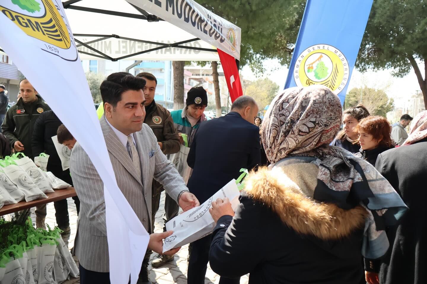 Ahmetli’de Nevruz Coşkusu Baharın Gelişi Heyecanla Kutlandı (1)