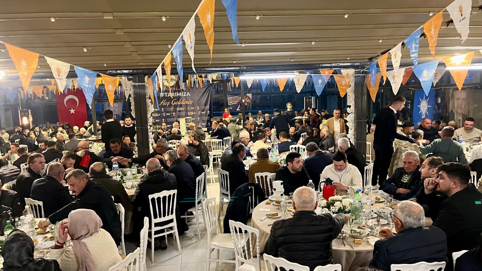 Ak Partili Yenişehirlioğlu'ndan Akhisar Çıkarması! (1)