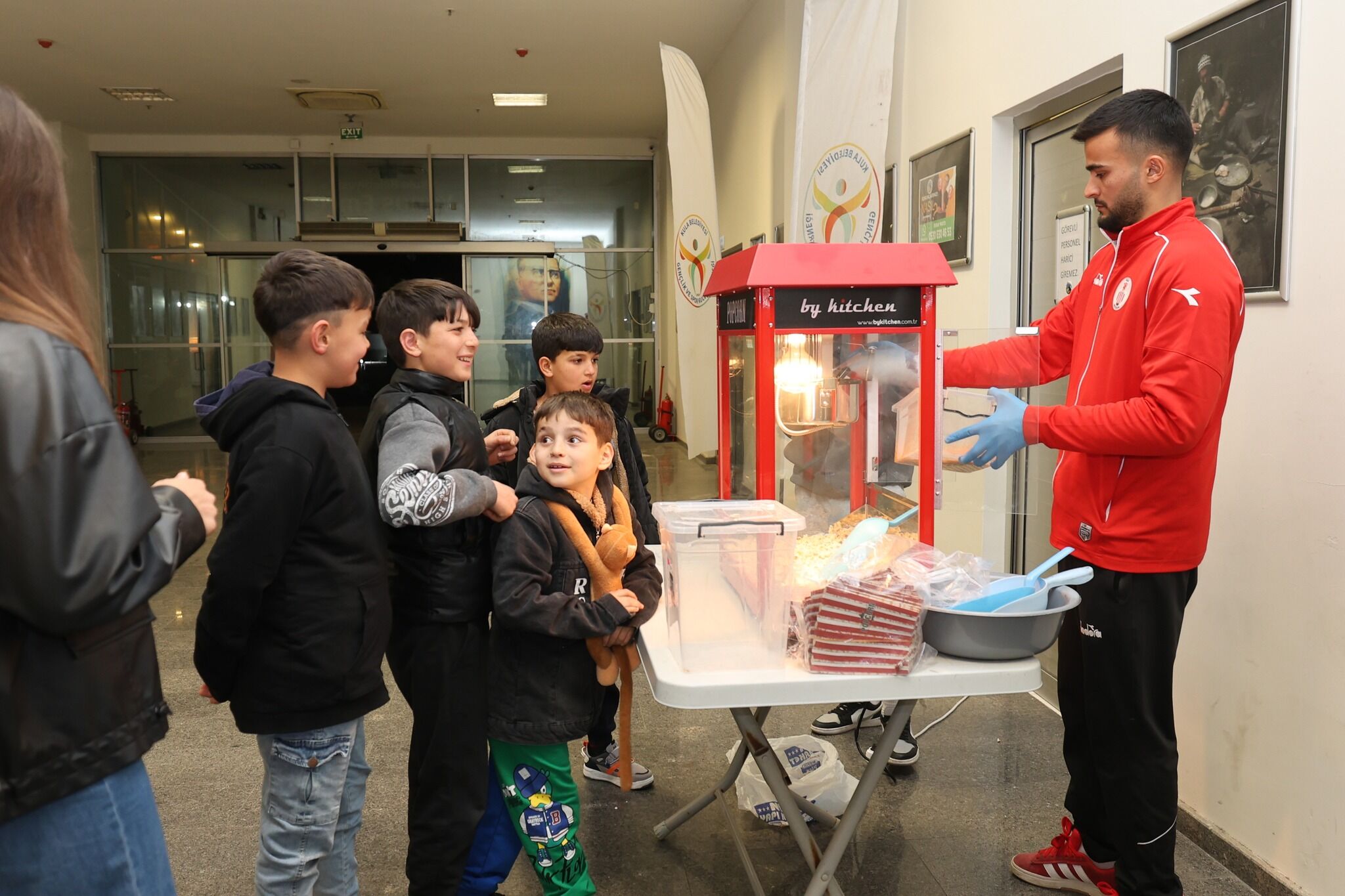 Anadolu Ezgileri Kula’da Gönülleri Fethetti (3)