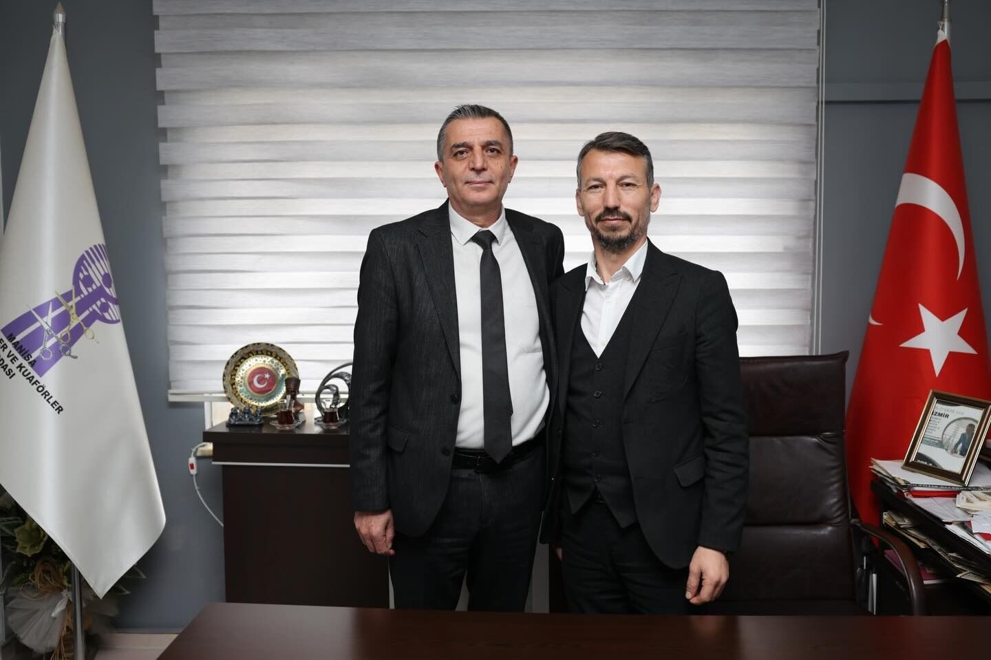 Başkan Hakan Şimşek, Berber Ve Kuaför Esnafının Talepelri̇ni̇ Di̇nledi̇ (1)