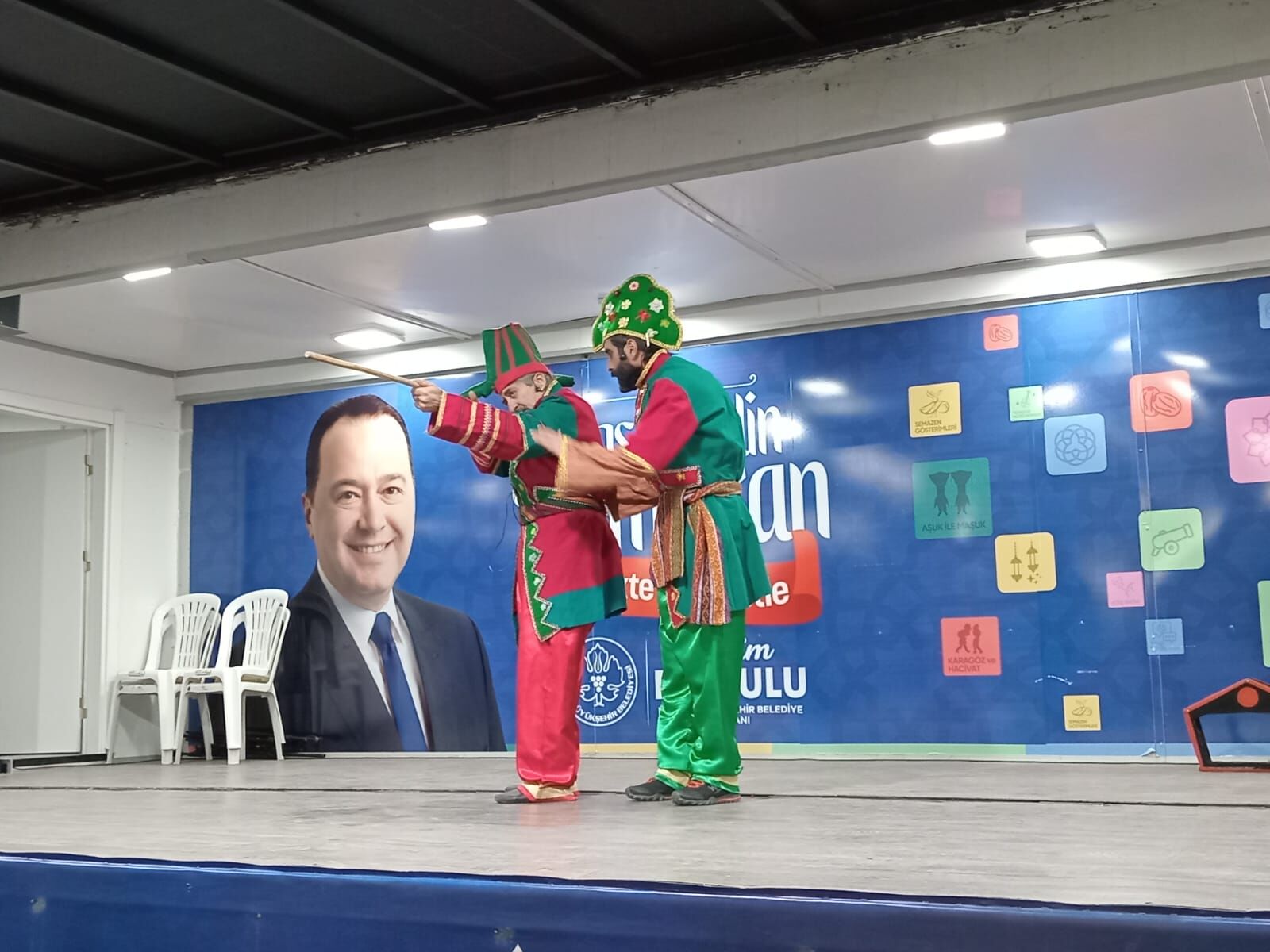 Büyükşehi̇ri̇n İftar Sofrasi Kirkağaç'ta Kuruldu (3)