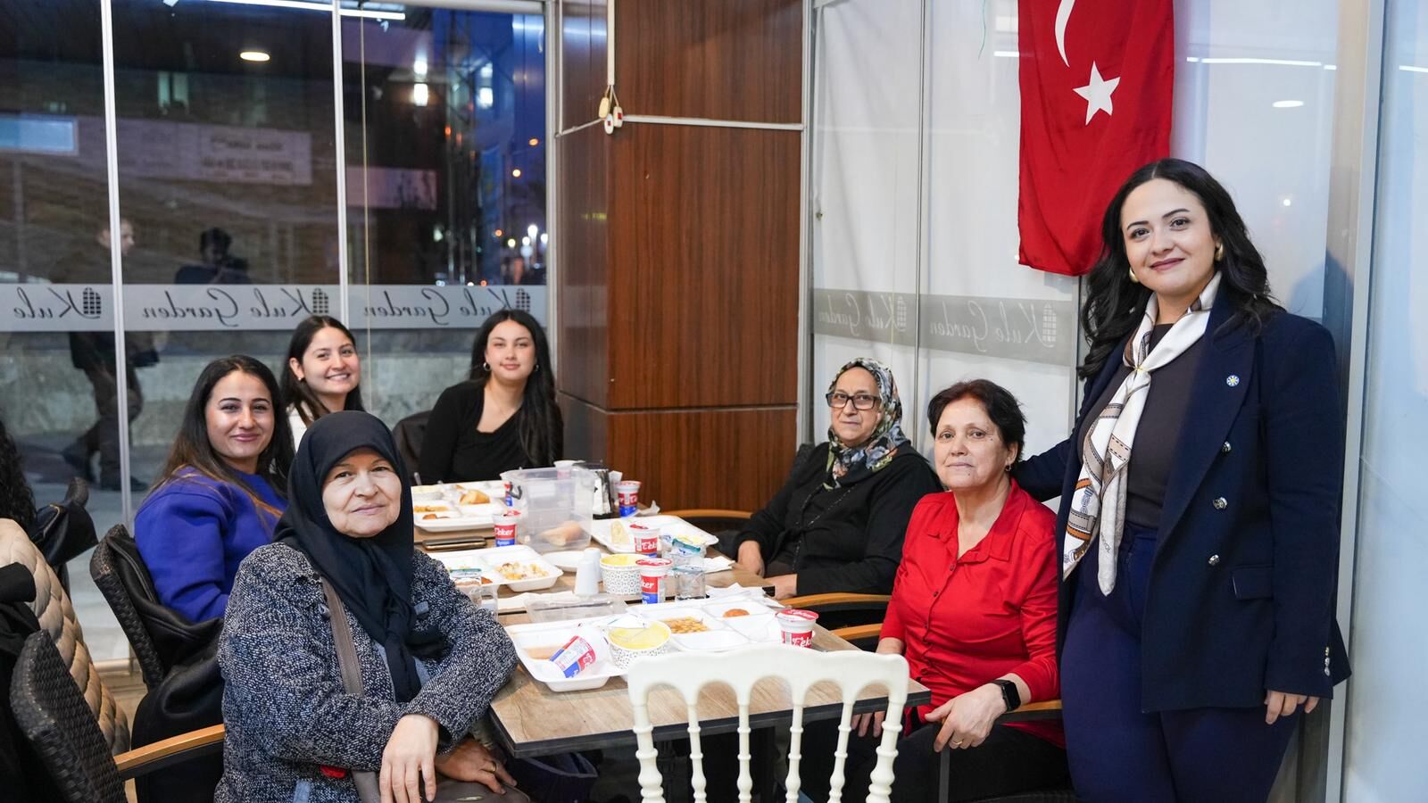 İyi̇ Parti̇ Şehzadeler'den Anlamli Buluşma (3)