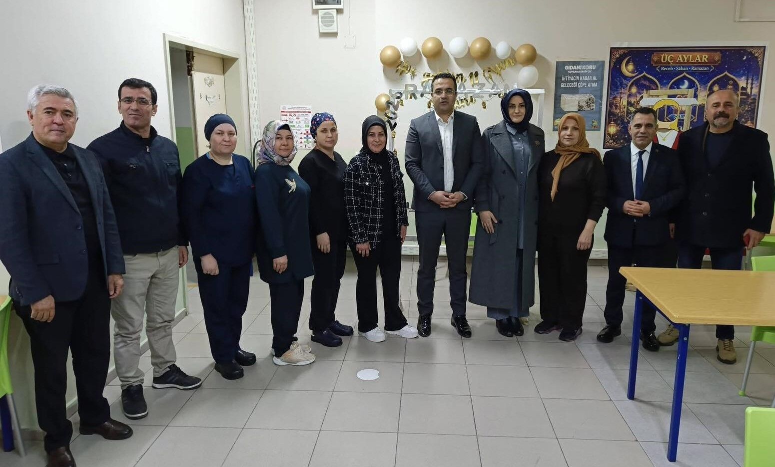 Kaymakam Halil Dalak Liseli Öğrencilerle Iftar Yaptı! (1)