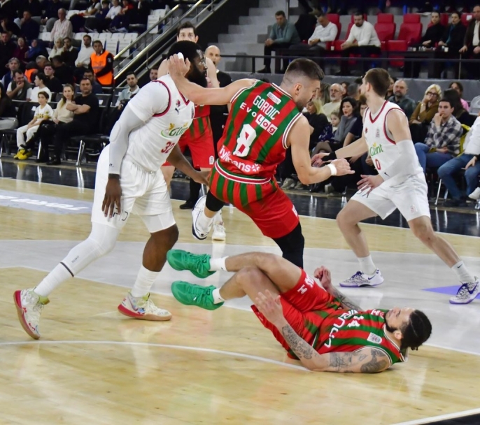 Manisa Basket Karsiyaka Yi Farkli Gecti Ama Mac Sonu Tansiyon Yukseldi 6 1774240512