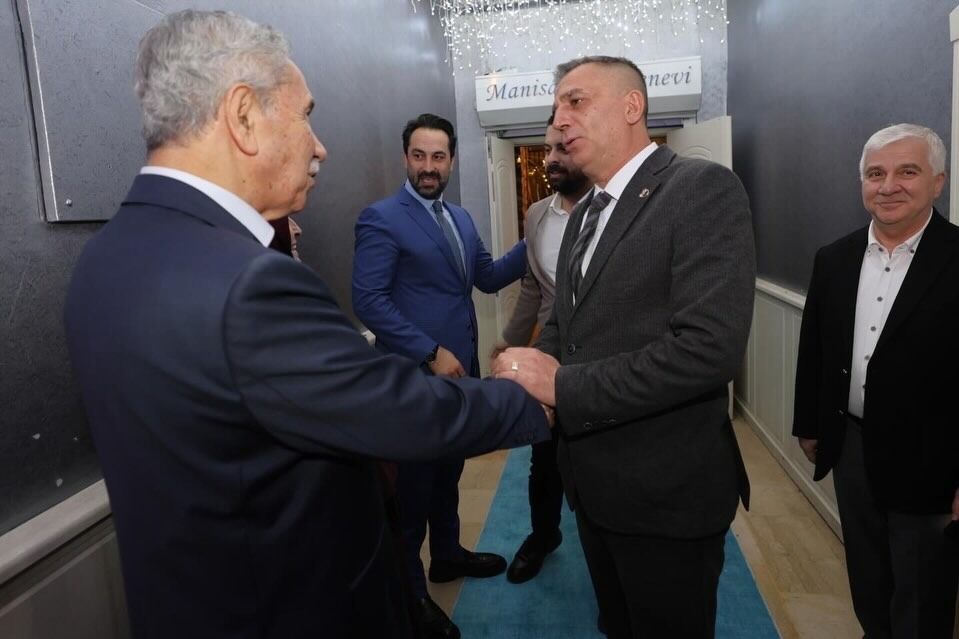 Manisa Siyasetinde Ramazan Bereketi (1)