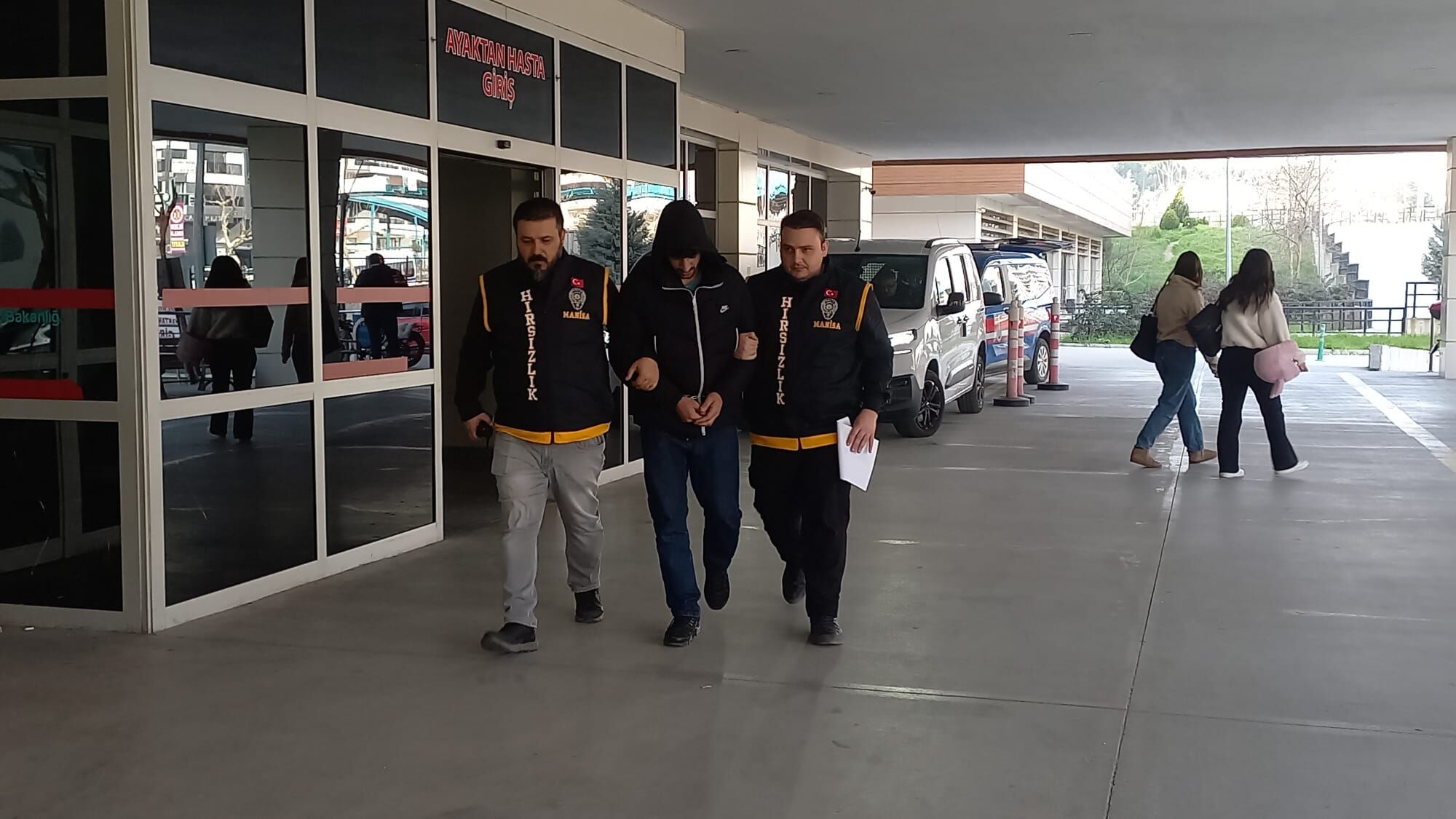 Manisa'da Çalıyor Istanbulda Satıo (1)