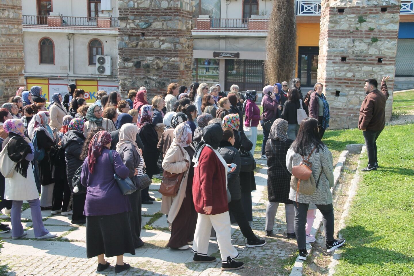 Manisalılar Efes Ve Şirince’de Buluştu (5)