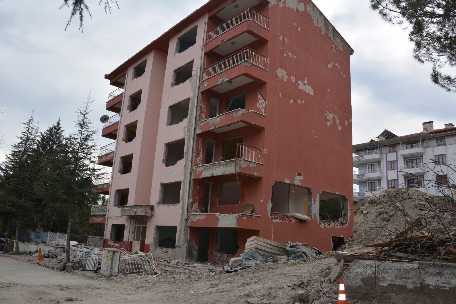 Manisa'nın Ilçesinde Dev Yatırım Çalışmalar Başladı! (2)