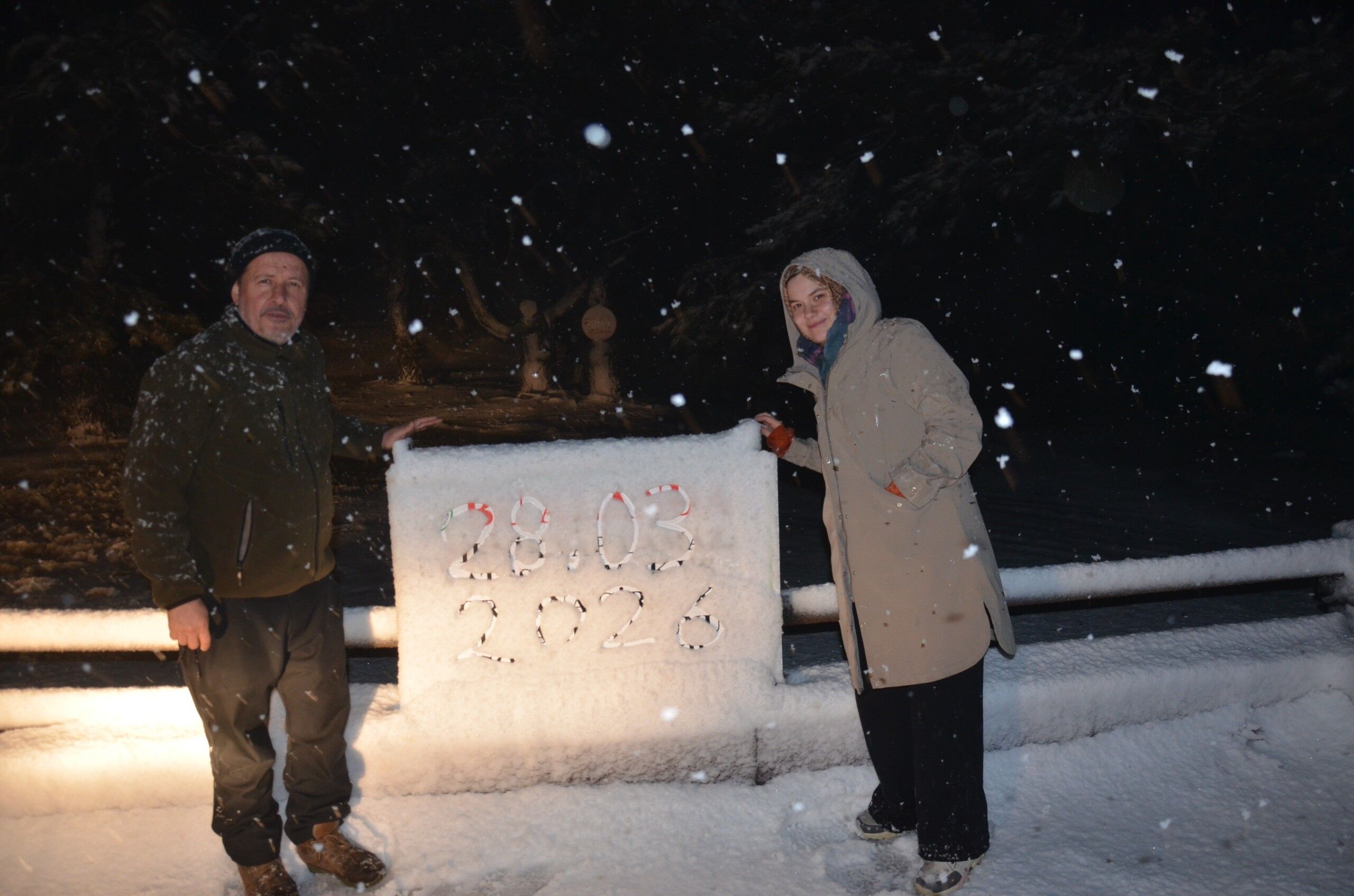 Mart Kapıdan Baktırır, Kazma Kürek Yaktırır (4)
