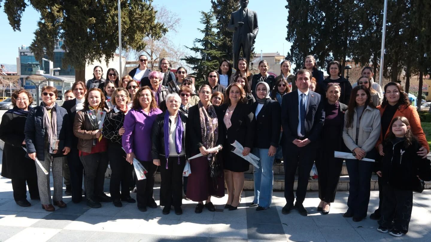 Sarıgöl Tören 8 Mart (1)