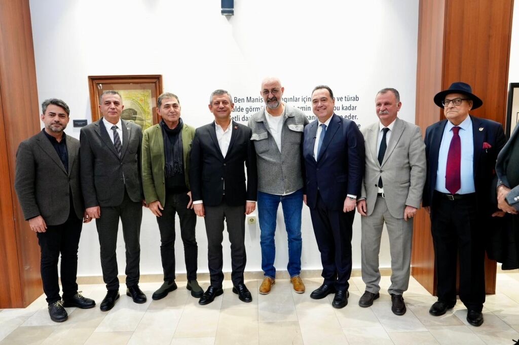 Sarışın Bir Kurt (1)