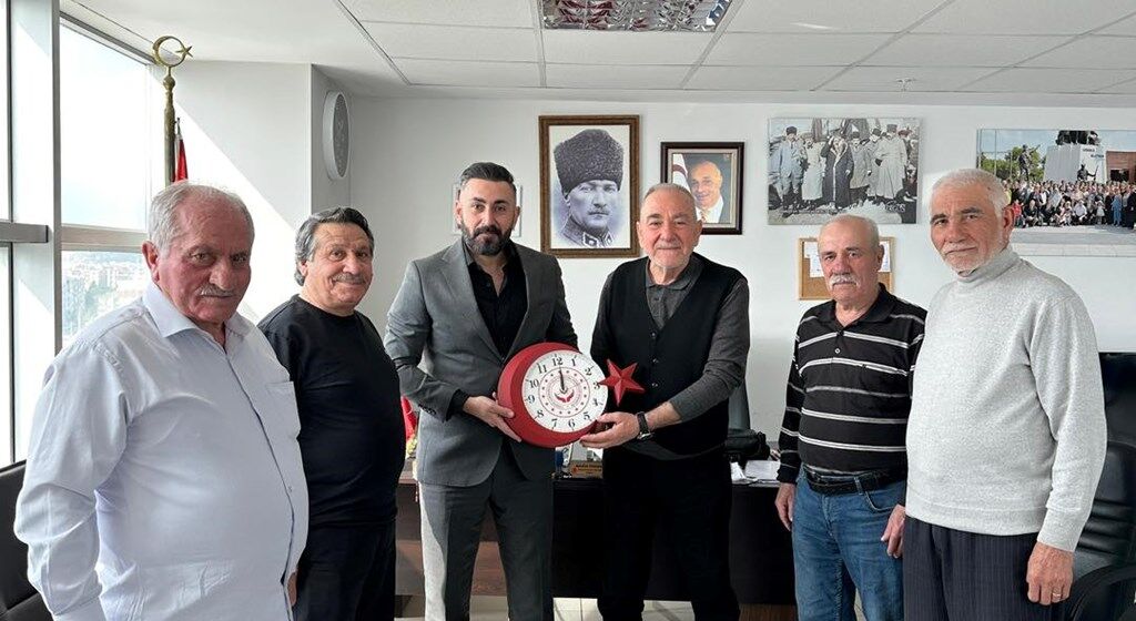Manisa Sosyal Hizmetler Merkezi'nden Vefalı 18 Mart Ziyareti