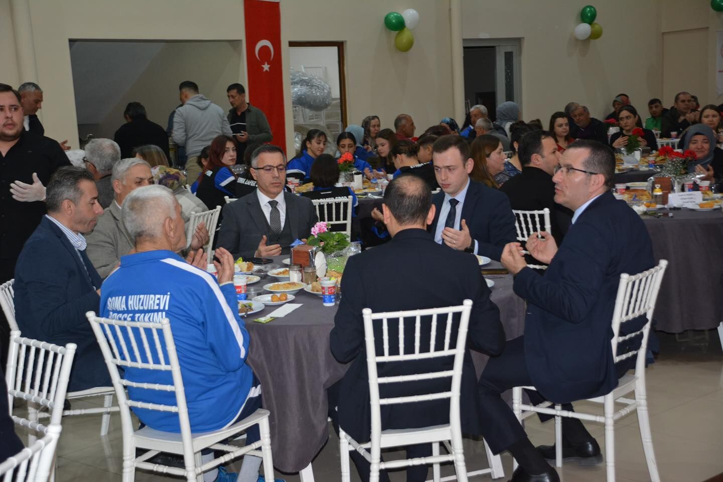 Soma Bakım, Rehabilitasyon Ve Aile Danışma Merkezi Müdürlüğünde Iftar Programı (4)