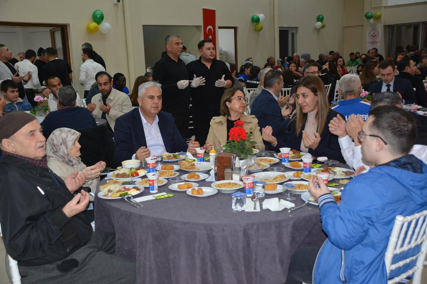 Soma Bakım, Rehabilitasyon Ve Aile Danışma Merkezi Müdürlüğünde Iftar Programı (5)