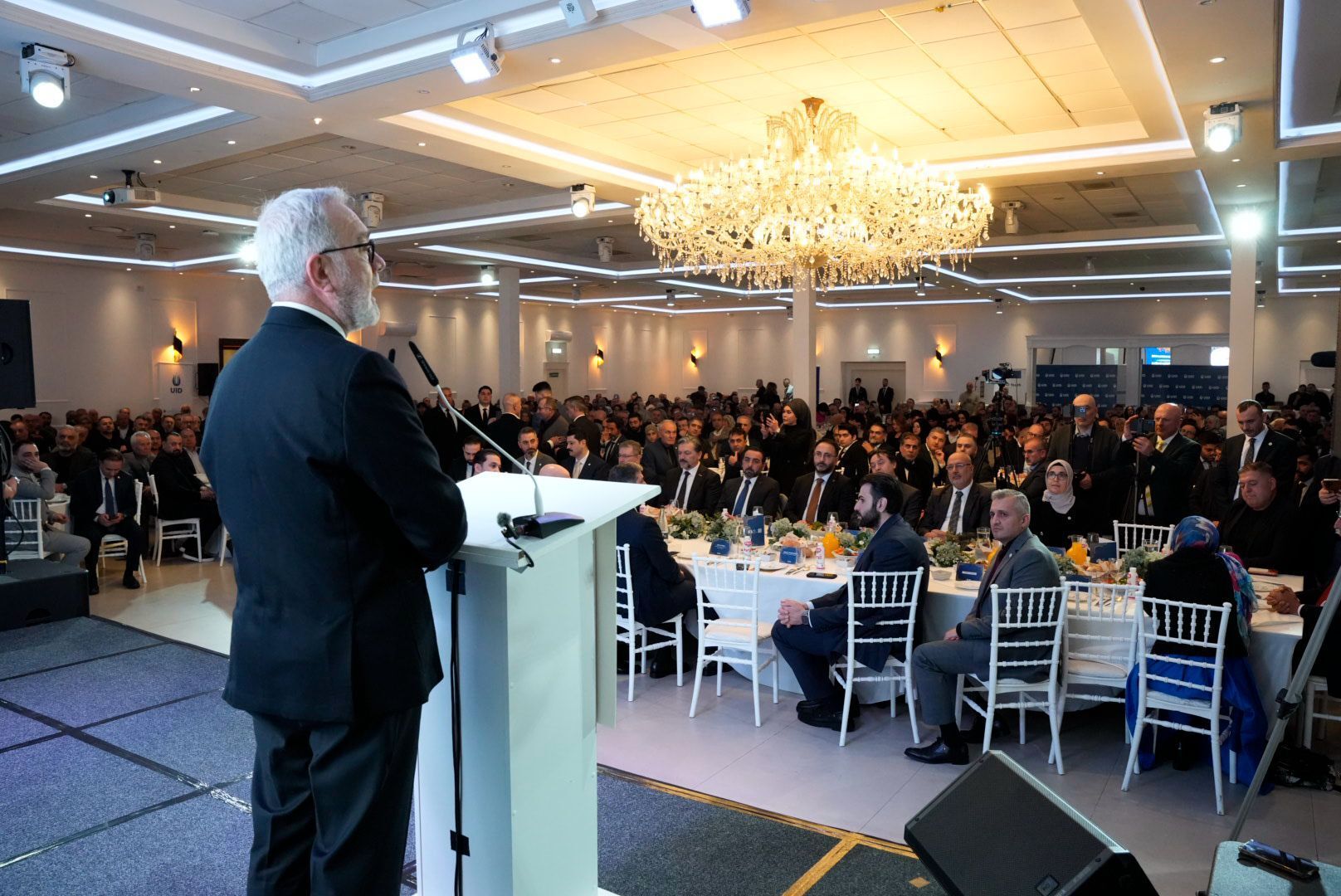 Hollanda’da Yenişehirlioğlu’ndan birlik ve kardeşlik vurgusu-.2.2