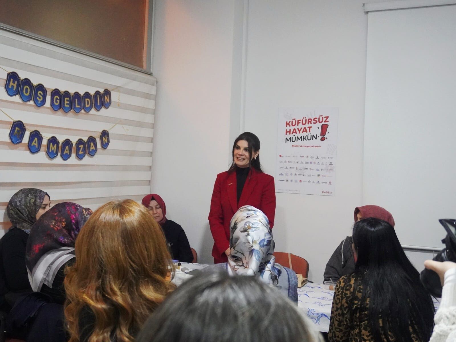 KADEM Manisa’dan 8 Mart’ta kadın emeğine vefa: Emekçi kadınlarla iftar sofrası-.1.1