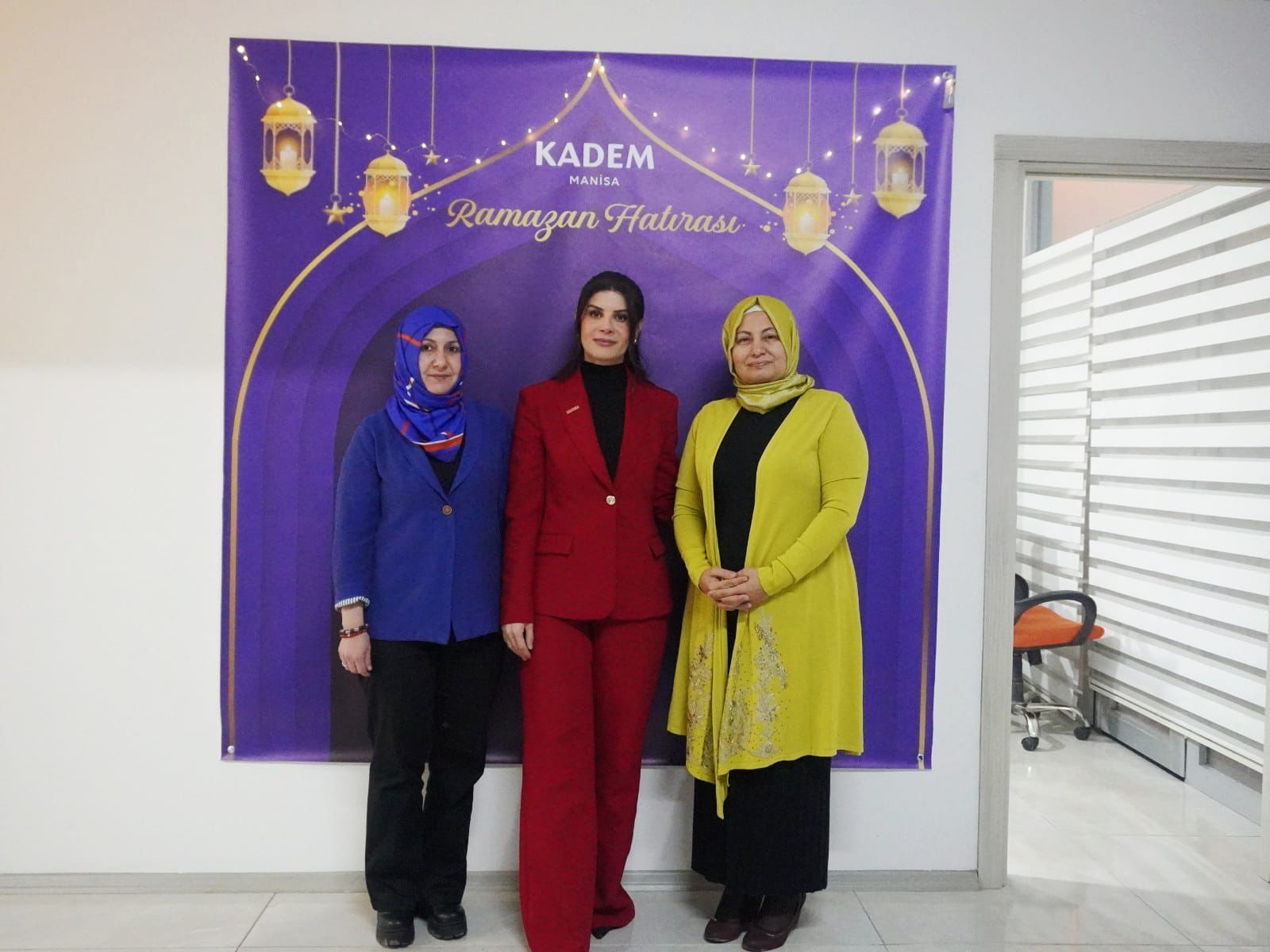 KADEM Manisa’dan 8 Mart’ta kadın emeğine vefa: Emekçi kadınlarla iftar sofrası-3.2.1.