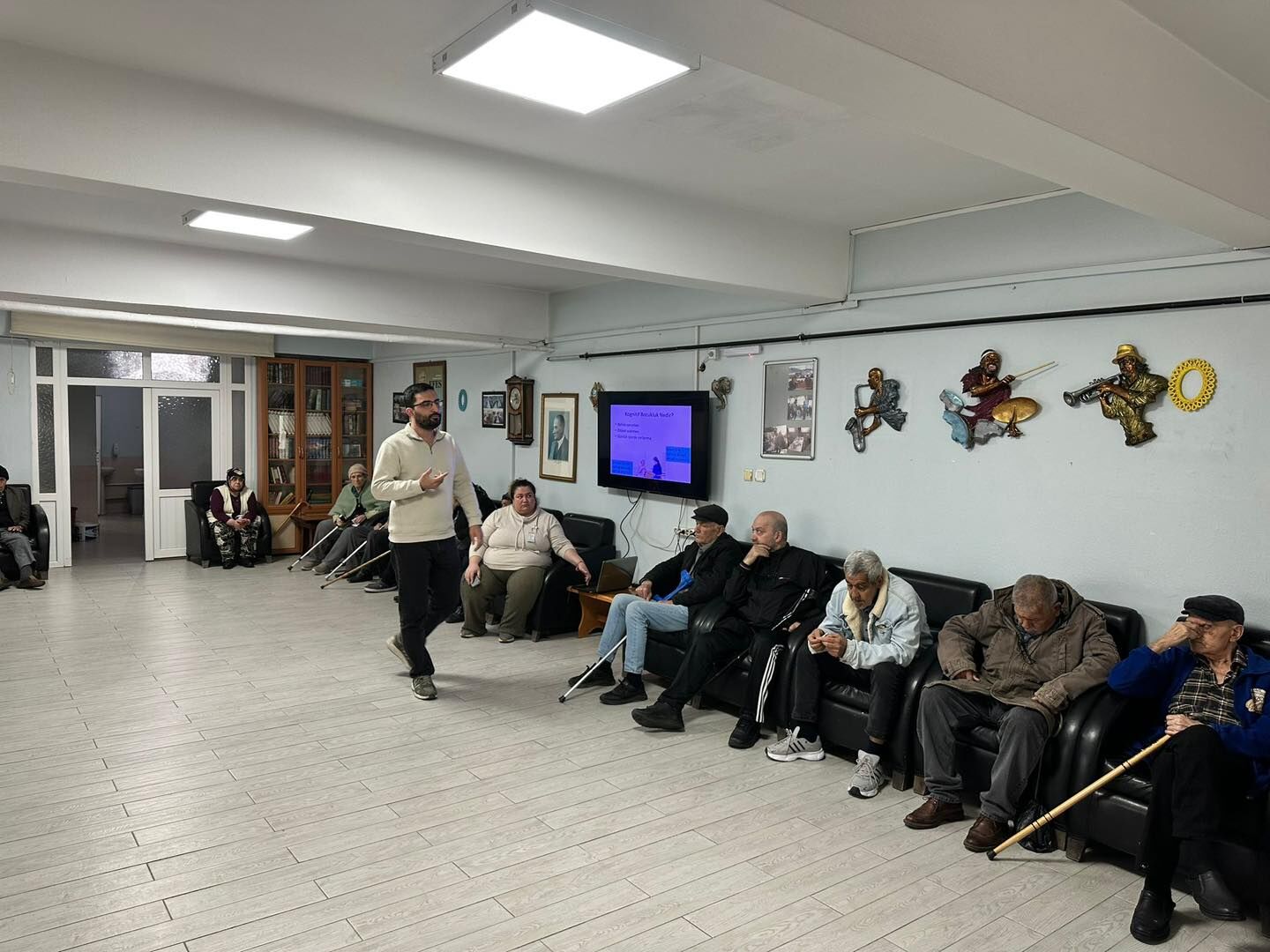 Yaşlılık Psikolojisi Eğitimi (2)