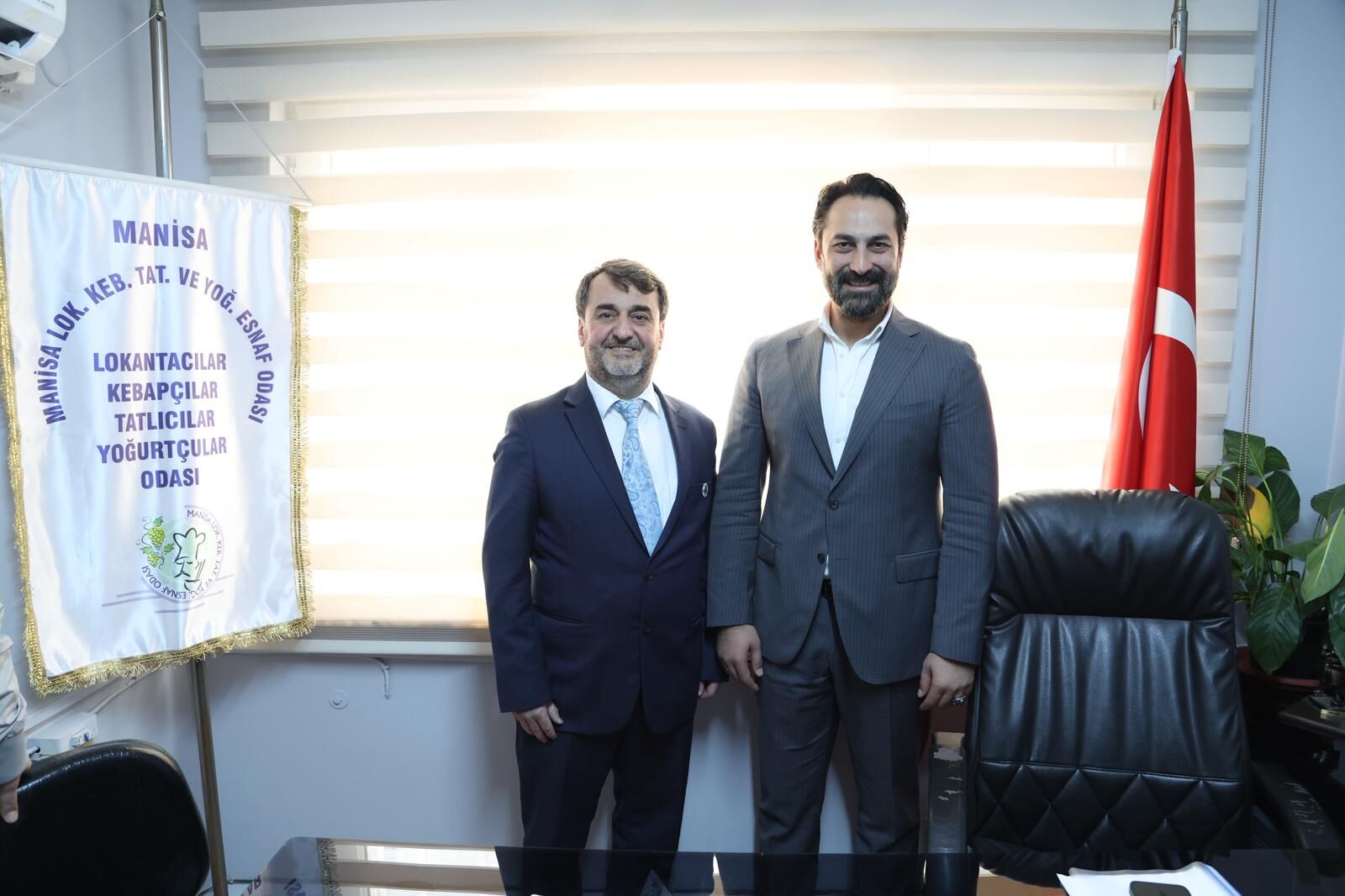 Milletvekili Arınç'tan Esnafa Yakın Takip