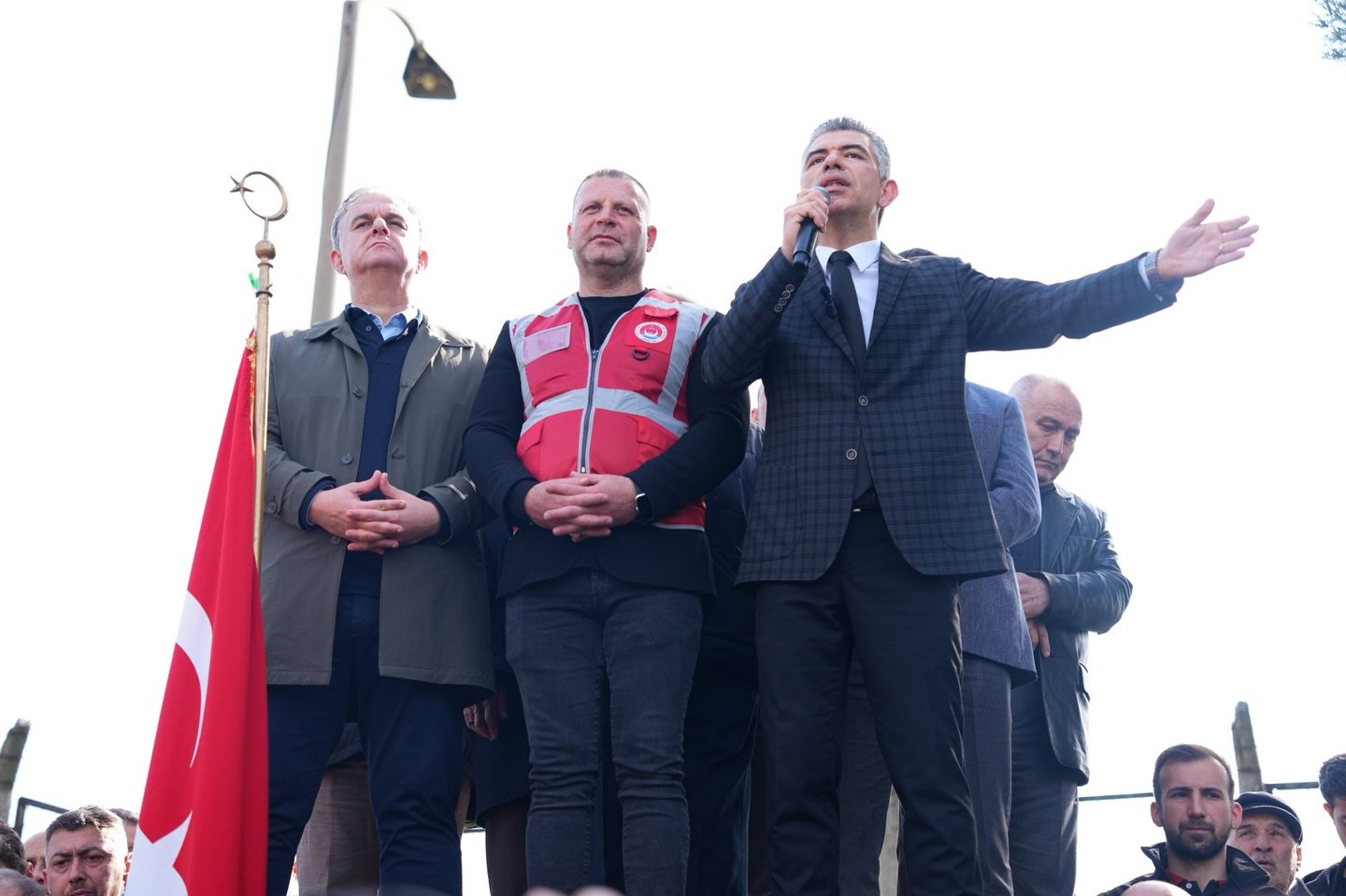 Manisa'da belediye başkanları ilk 10'da-.2.2