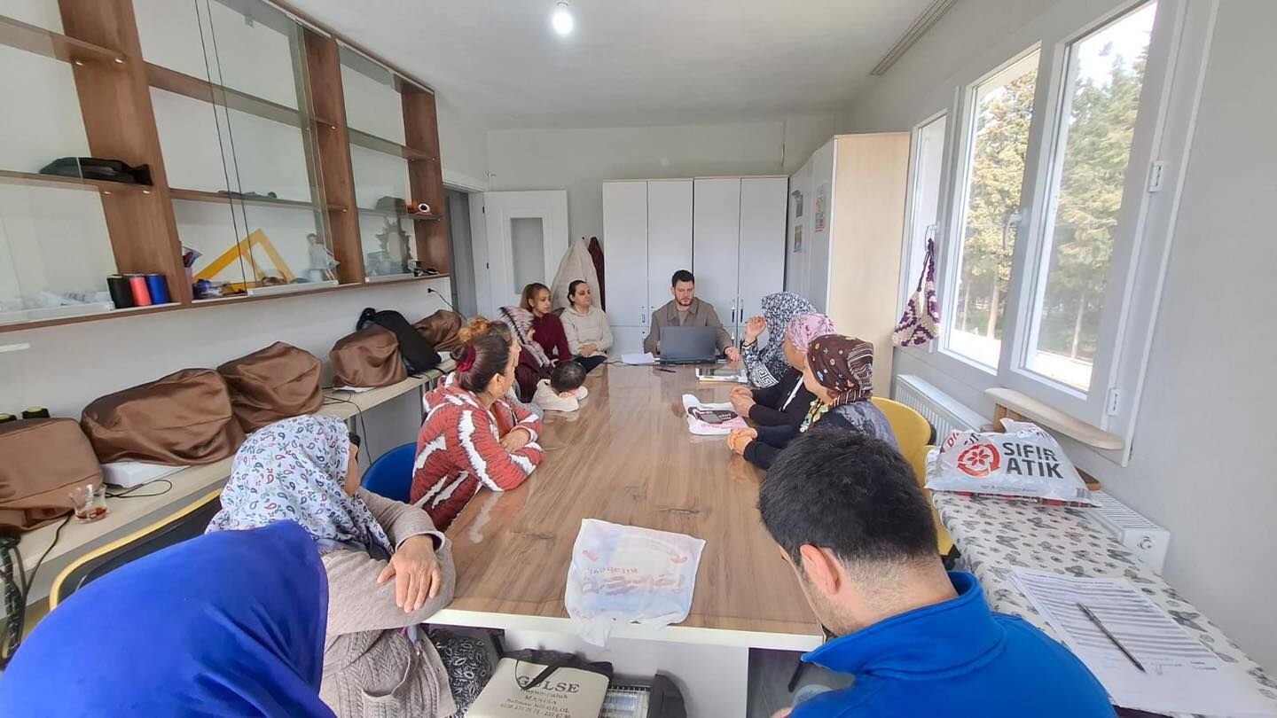 Manisa’da Roman Vatandaşlara Yönelik