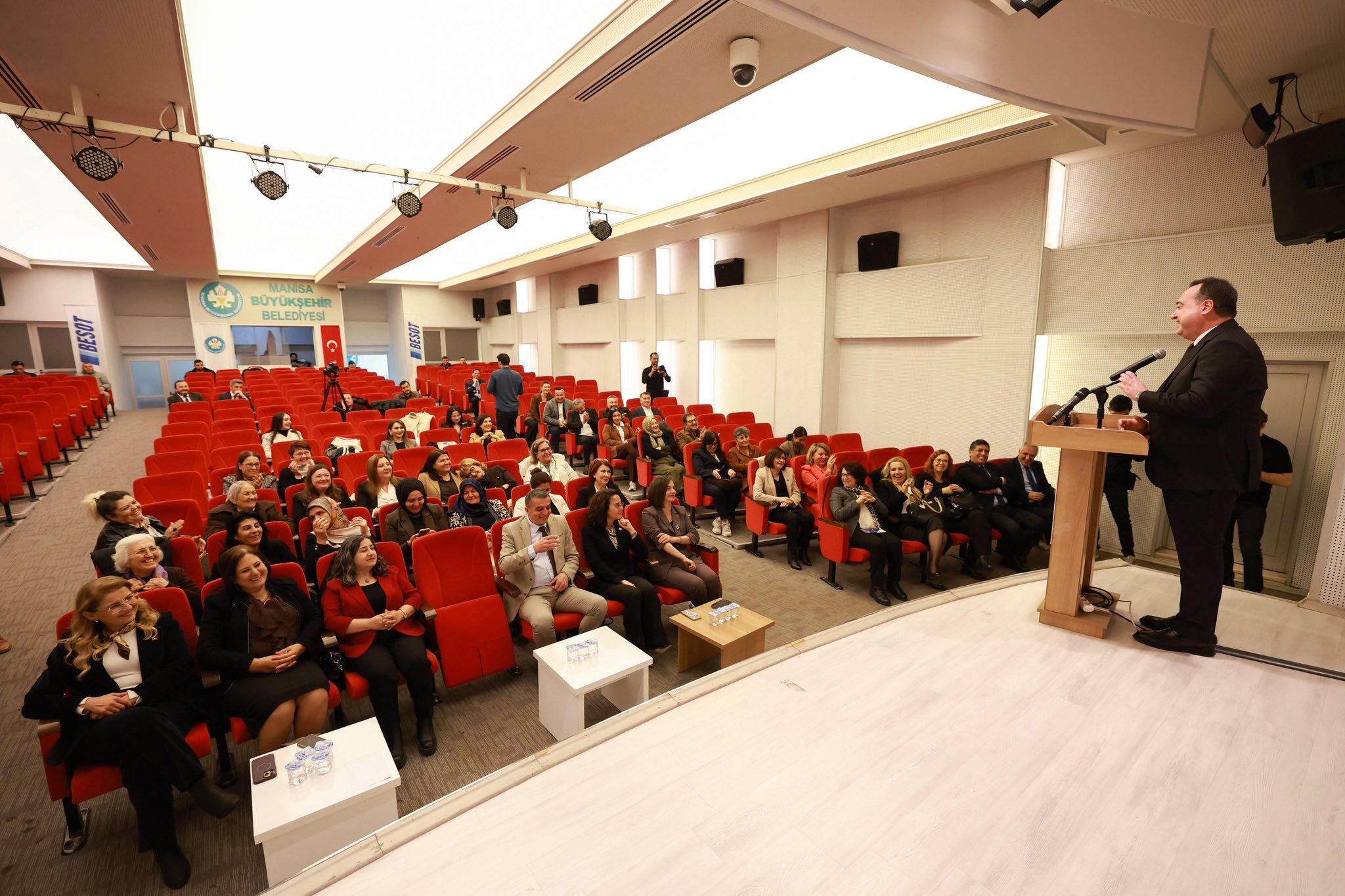 Manisa’da Kadın Belediye Başkanları Zirvesi-3