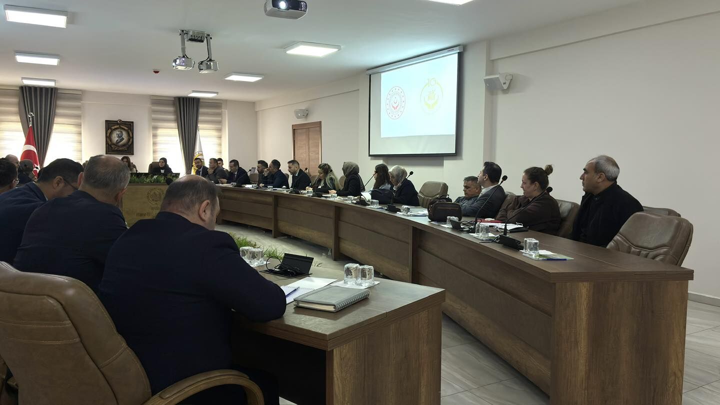İl Müdürü Gültaş başkanlığında değerlendirme toplantısı yapıldı