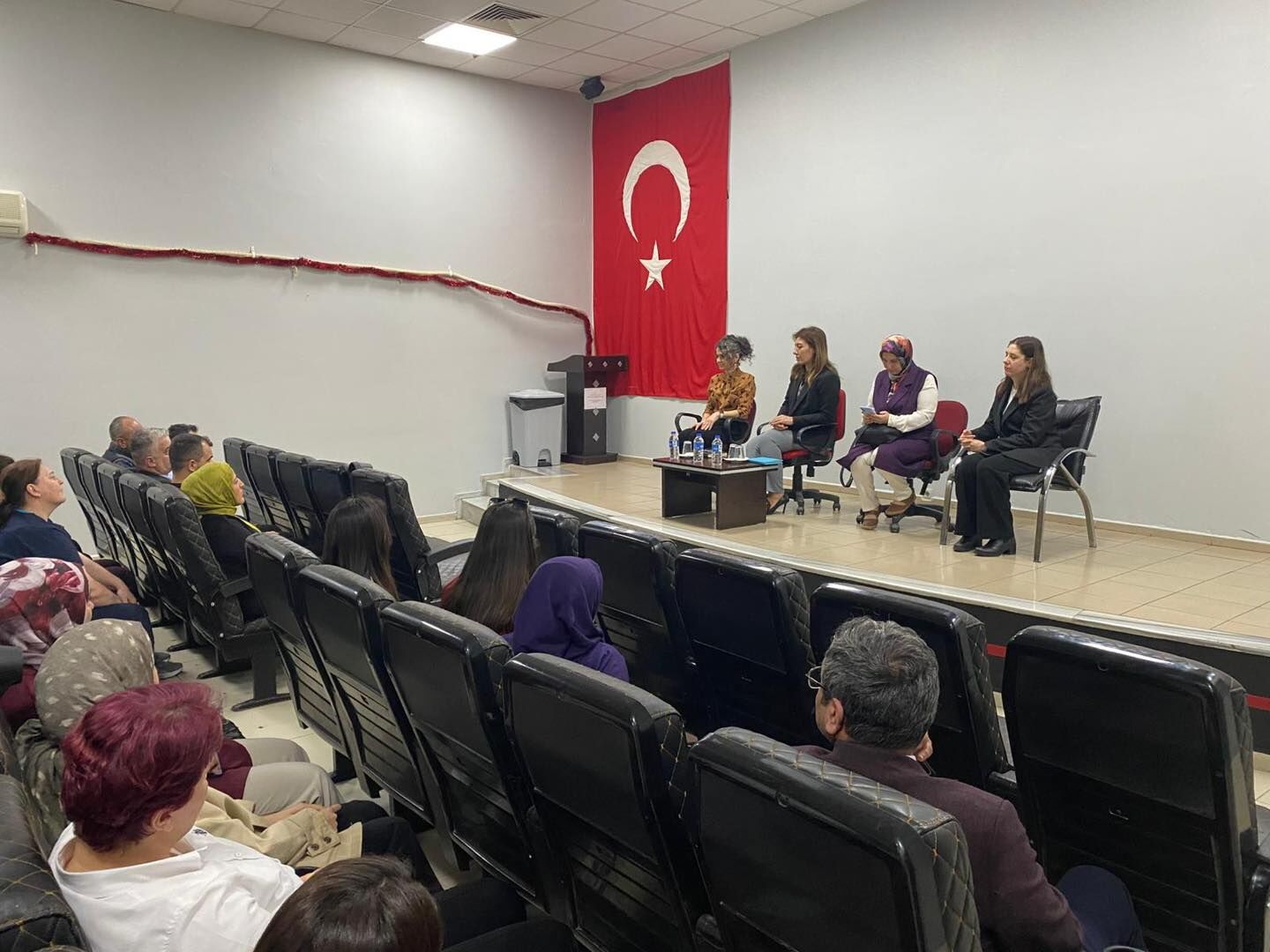 Manisa'da Hizmet Kalitesi Masaya Yatırıldı