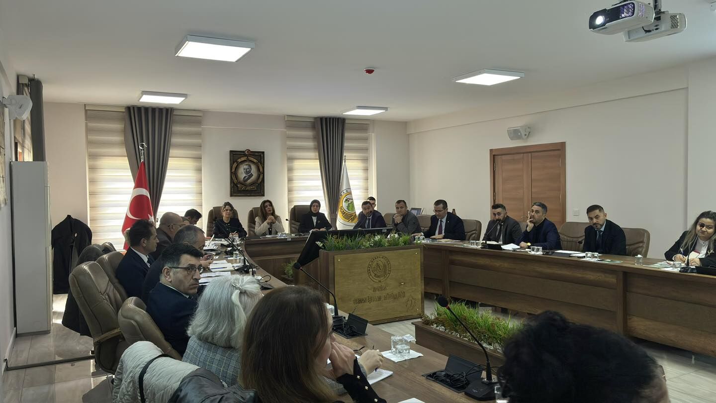 İl Müdürü Gültaş başkanlığında değerlendirme toplantısı yapıldı-1