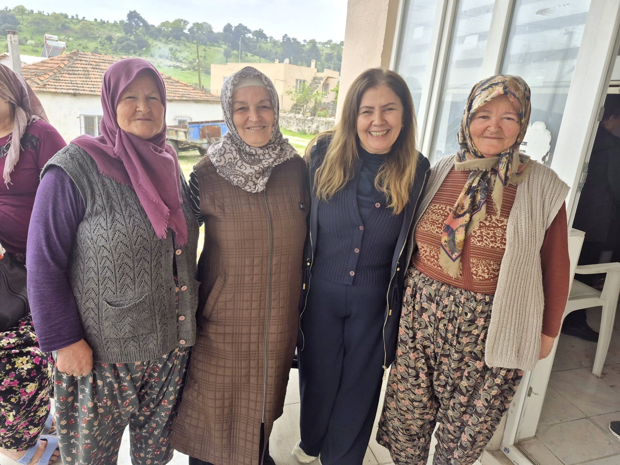 ‘Her Kadın Güzeldir’ projesi Manisa'da mahalle mahalle yayılıyor-.2.2