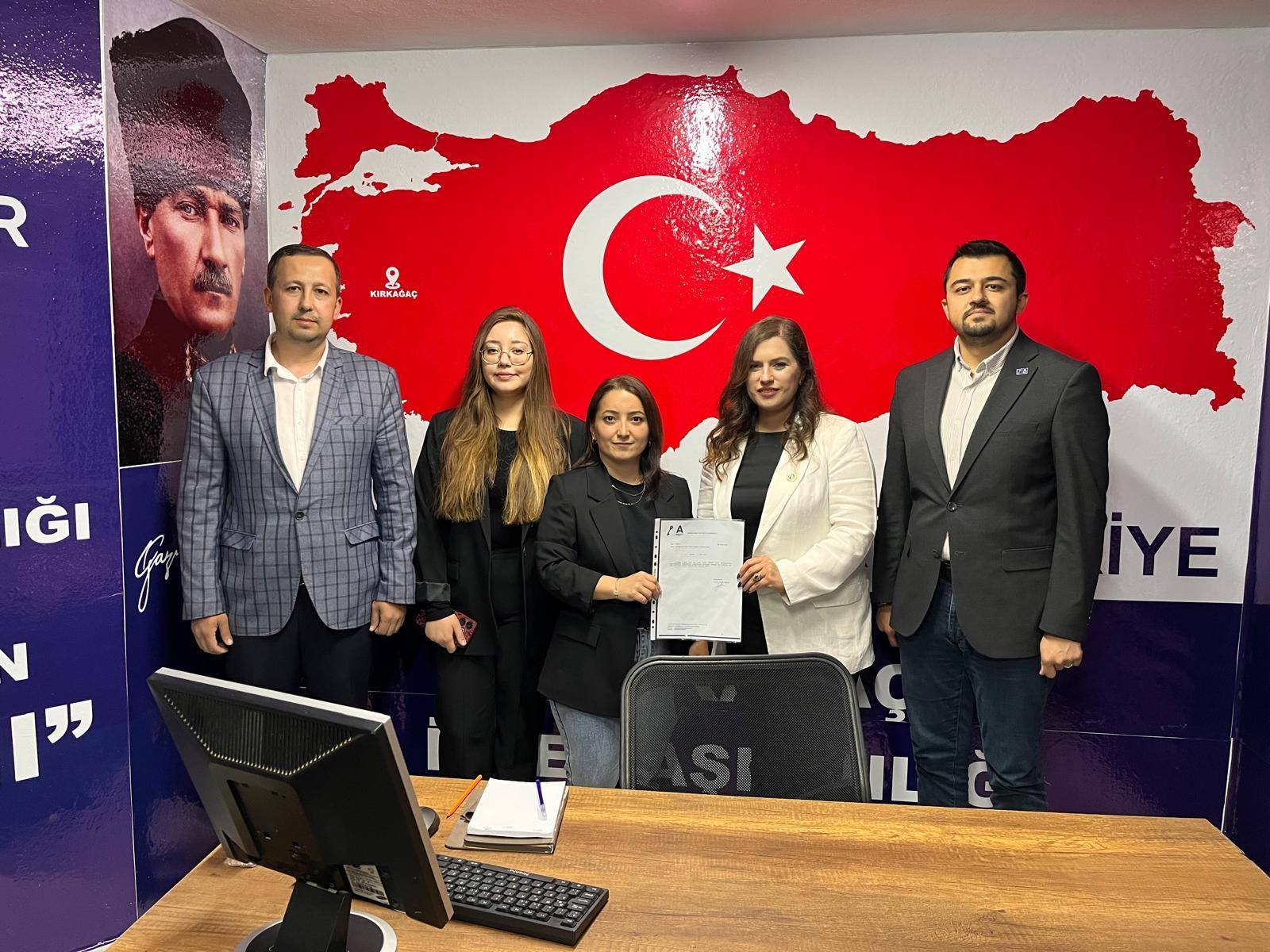 Kırkağaç Anahtar Parti Kadın Kolları Başkanı Belli Oldu-.1