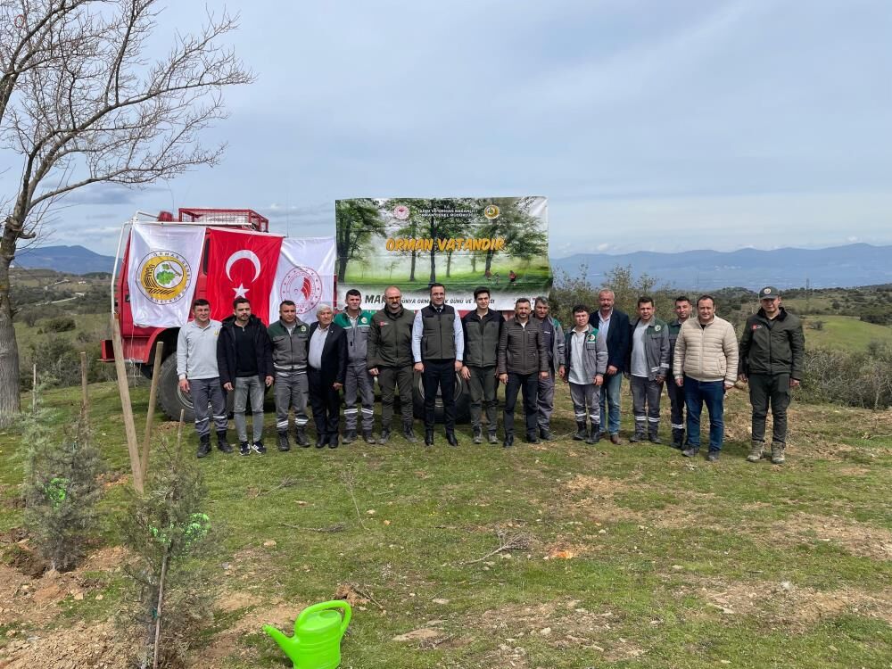 Sarıgöl’de yeşil seferberlik: 400 fidan gelecek için dikildi