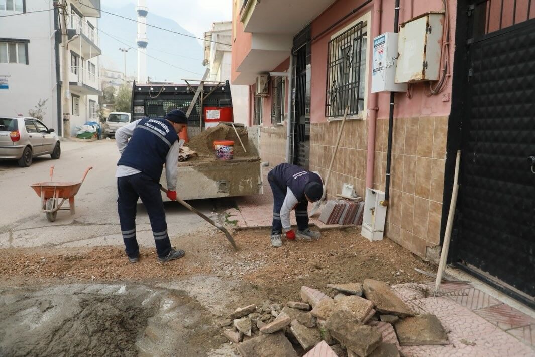 Manisa'da 67 mahalleye yol müjdesi!