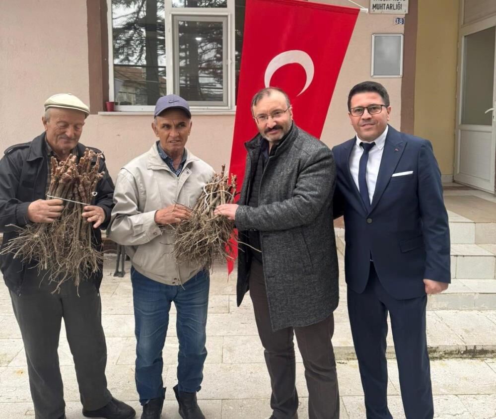 Manisa'nın Bilgi Birikimi Kütahya'da Meyve Veriyor-1