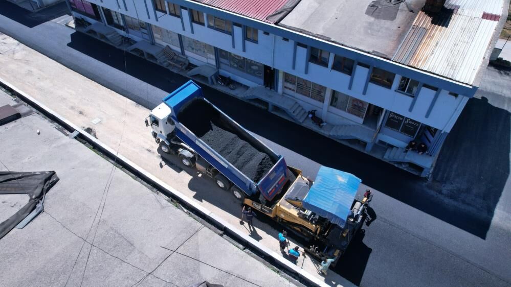 Manisa Büyükşehir’den Kula’ya sıcak asfalt hamlesi!