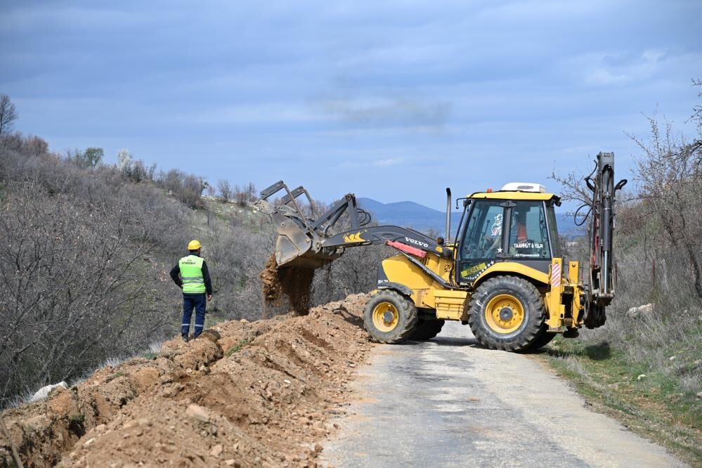 Manisa'nın İlçesinde 10 Yıllık Su Çilesi Tarih Oluyor-3
