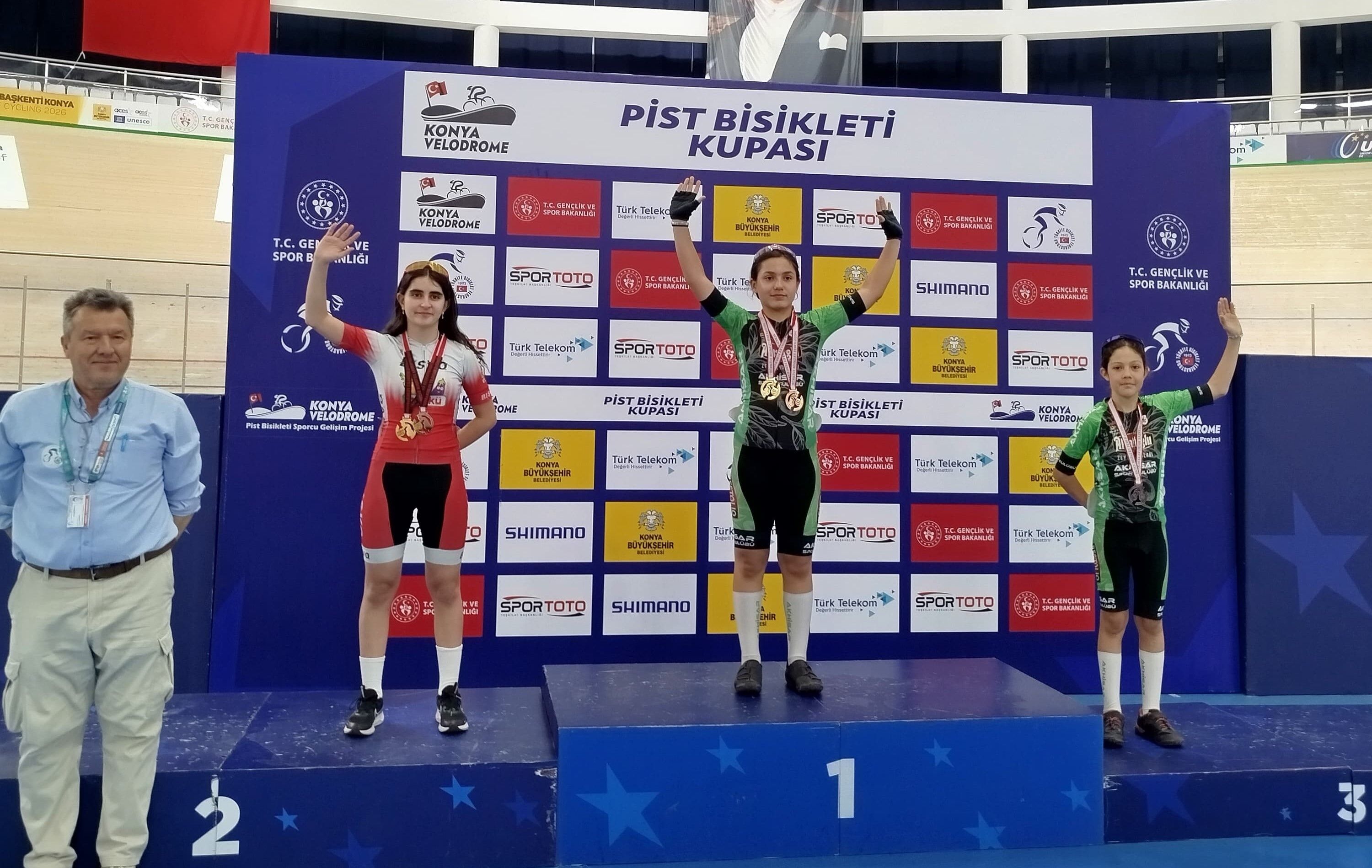 Akhisarlı pedallar Konya’da zirvede