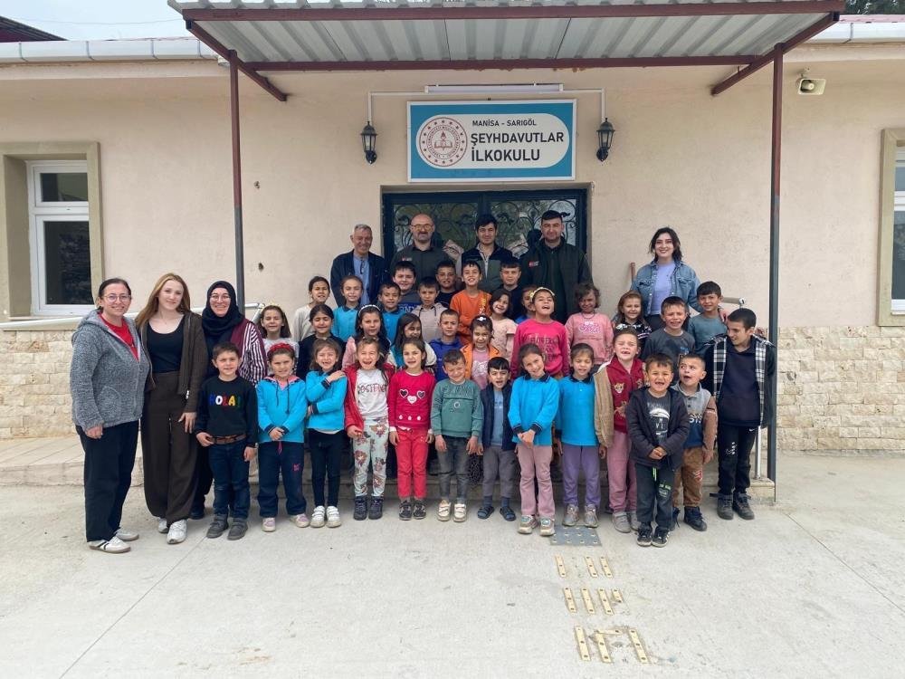 Sarıgöl’de öğrencilere doğa bilinci aşılanıyor