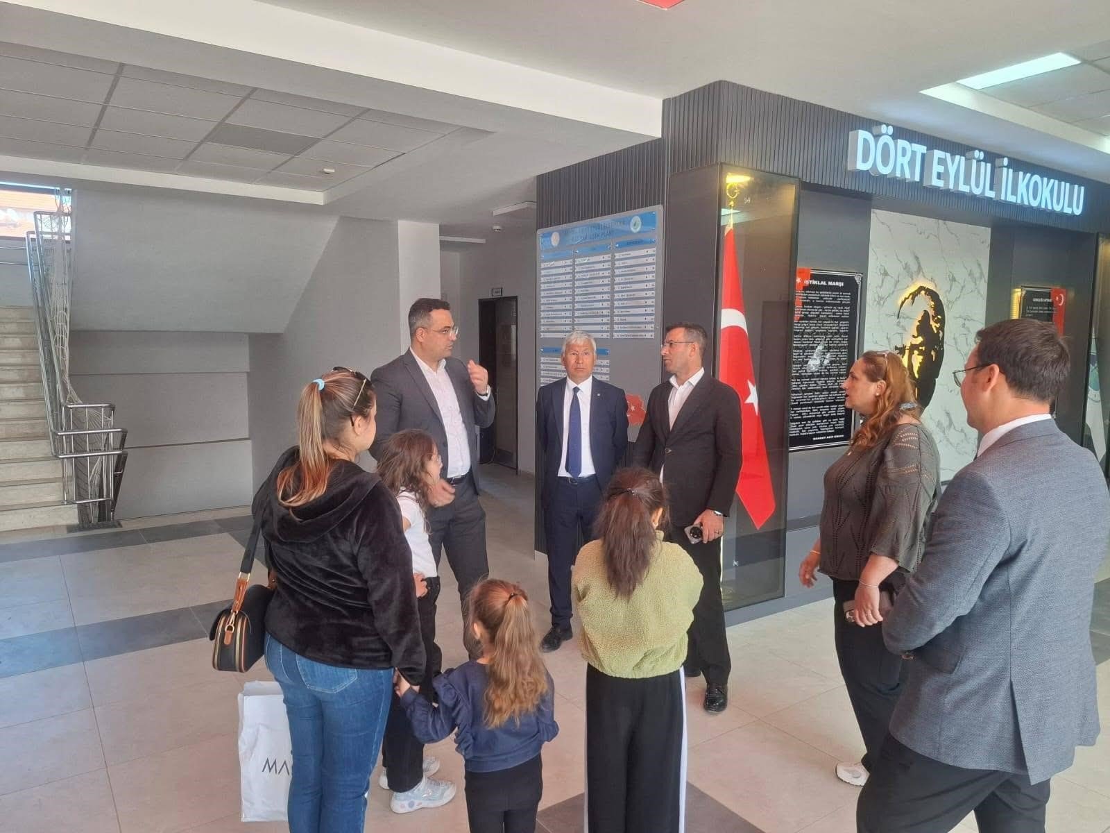 Halil Dalak'tan Dört Eylül İlkokulu’na ziyaret-.3.1