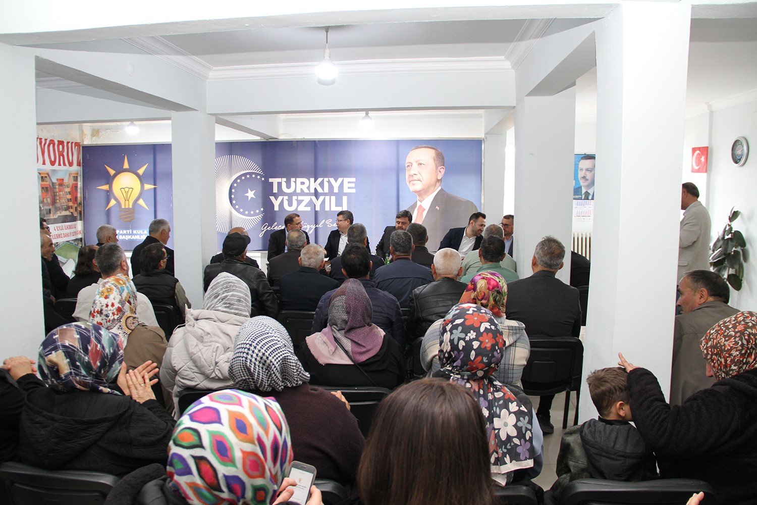 Ak Parti Kula'da (2)