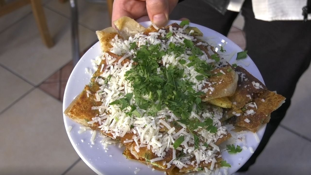 Akhisar'da Üç Kuşaktır Süren 'Katmer' Geleneği .2