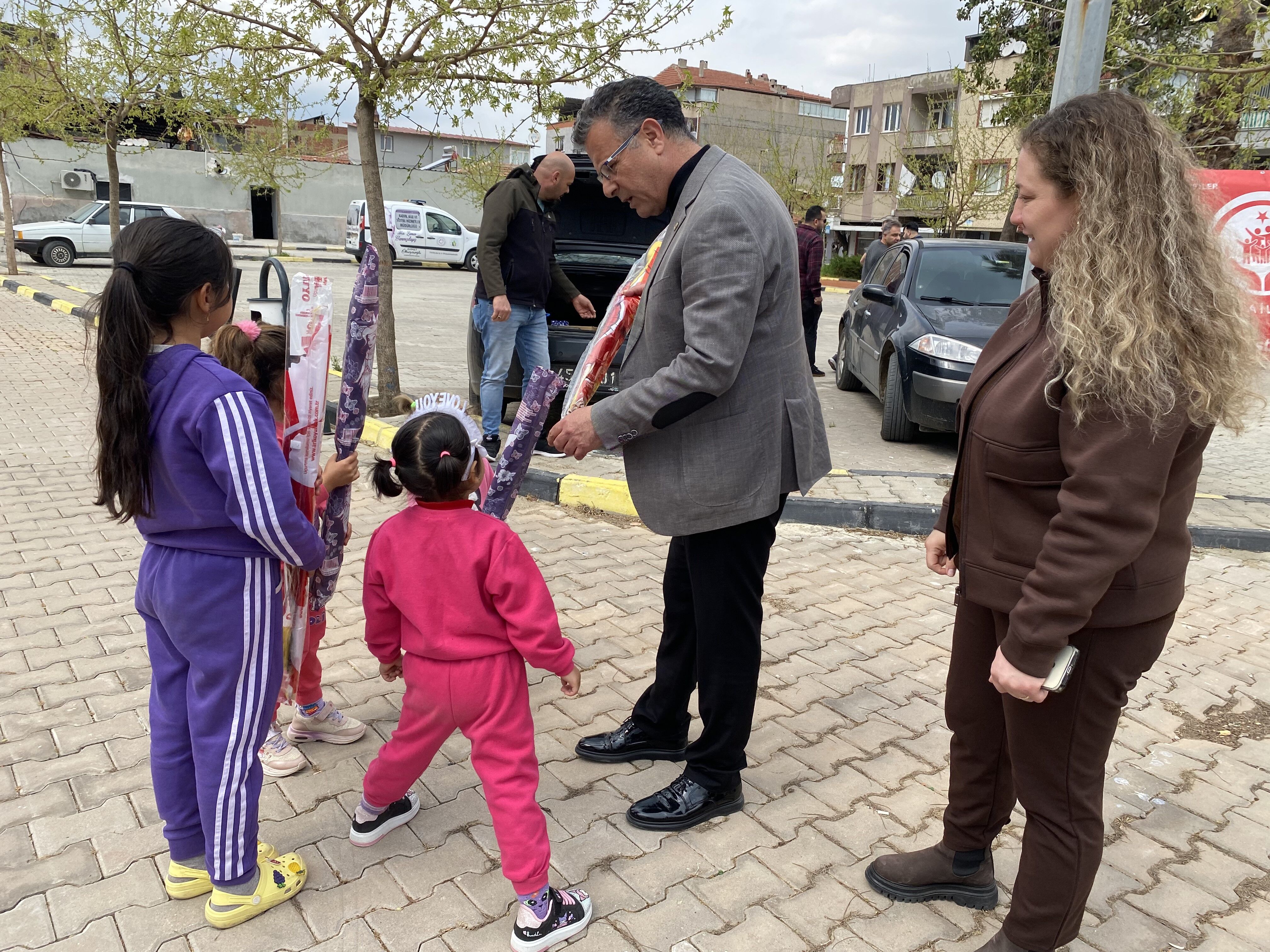 Alaşeehir'de Aileler Geleneksel Oyunlarla Eğlendi (2)