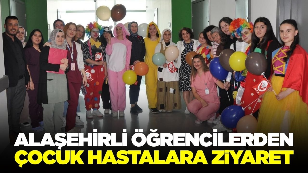 Alaşehirli öğrencilerden hastanedeki çocuklara 23 Nisan sürprizi
